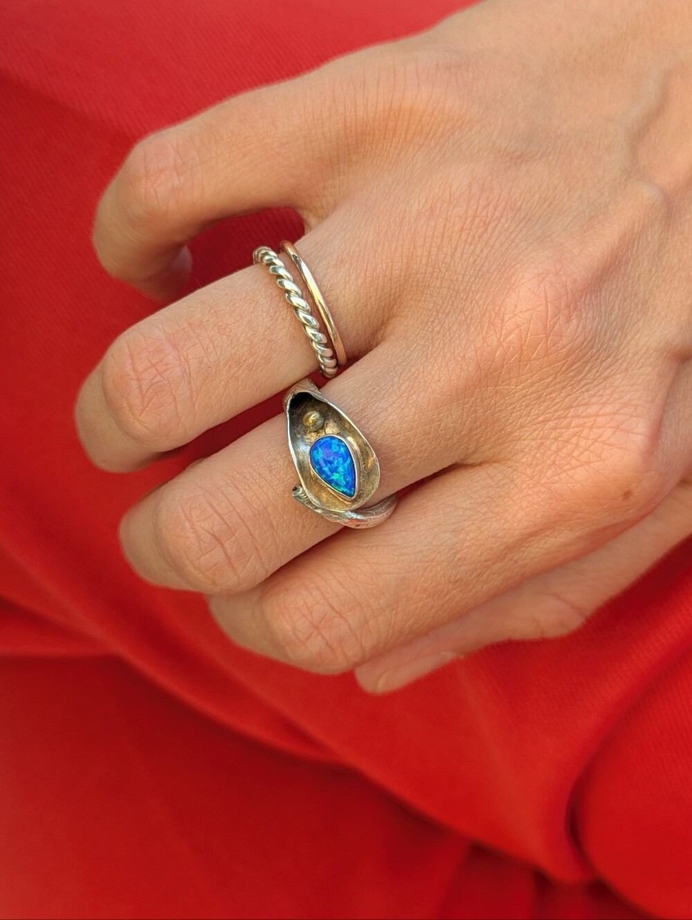 Australian opal flower ring